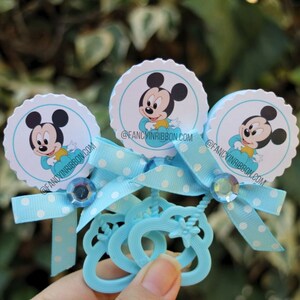 12 alfileres para invitados de baby shower con temática de color azul bebé - sonajeros para baby shower - Regalos para invitados - Alfileres para abuelos