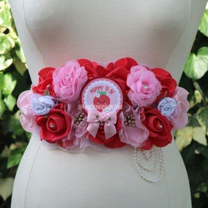 Strawberry Baby Shower Mommy to be Sash, Spring Maternity Sash for Mommy to be, Red Pink Strawberry Baby Shower Sash sweet berry