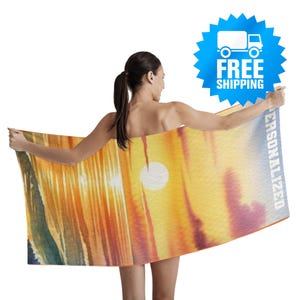 Luxurious Personalized Bath Towel - Soft, Absorbent, and Vibrant