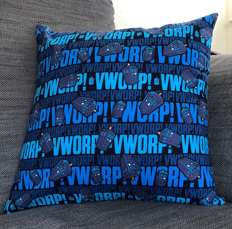 16 Inch X 16 Inch Who Tardis Cushion Doctor Who Throw Pillow