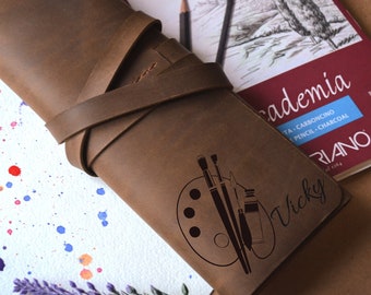 Rouleau de pinceaux en cuir personnalisé : cadeau d'artiste personnalisé