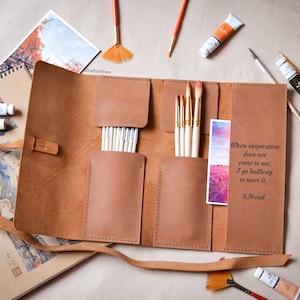 Leather paint brush roll, Personalized gifts for best artist, Case holder for brushes, Leather brush holder, Custom artists brush roll