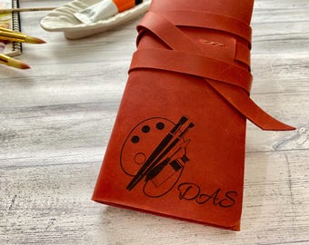 Rouleau de brosse en cuir personnalisé : organisateur de voyage fait main pour artiste