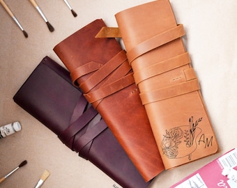 Rouleau de pinceaux en cuir artisanal personnalisé : étui d'artiste pour pinceaux