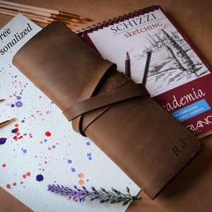 Personalized Leather Paint Brush Roll: Artist Travel Case image 9