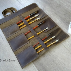 Custom Leather Brush Roll - Personalized Art Student Gift, Paint Brush Holder, Artist Tool Case, Leather Pencil Roll, Gift for Artstudent