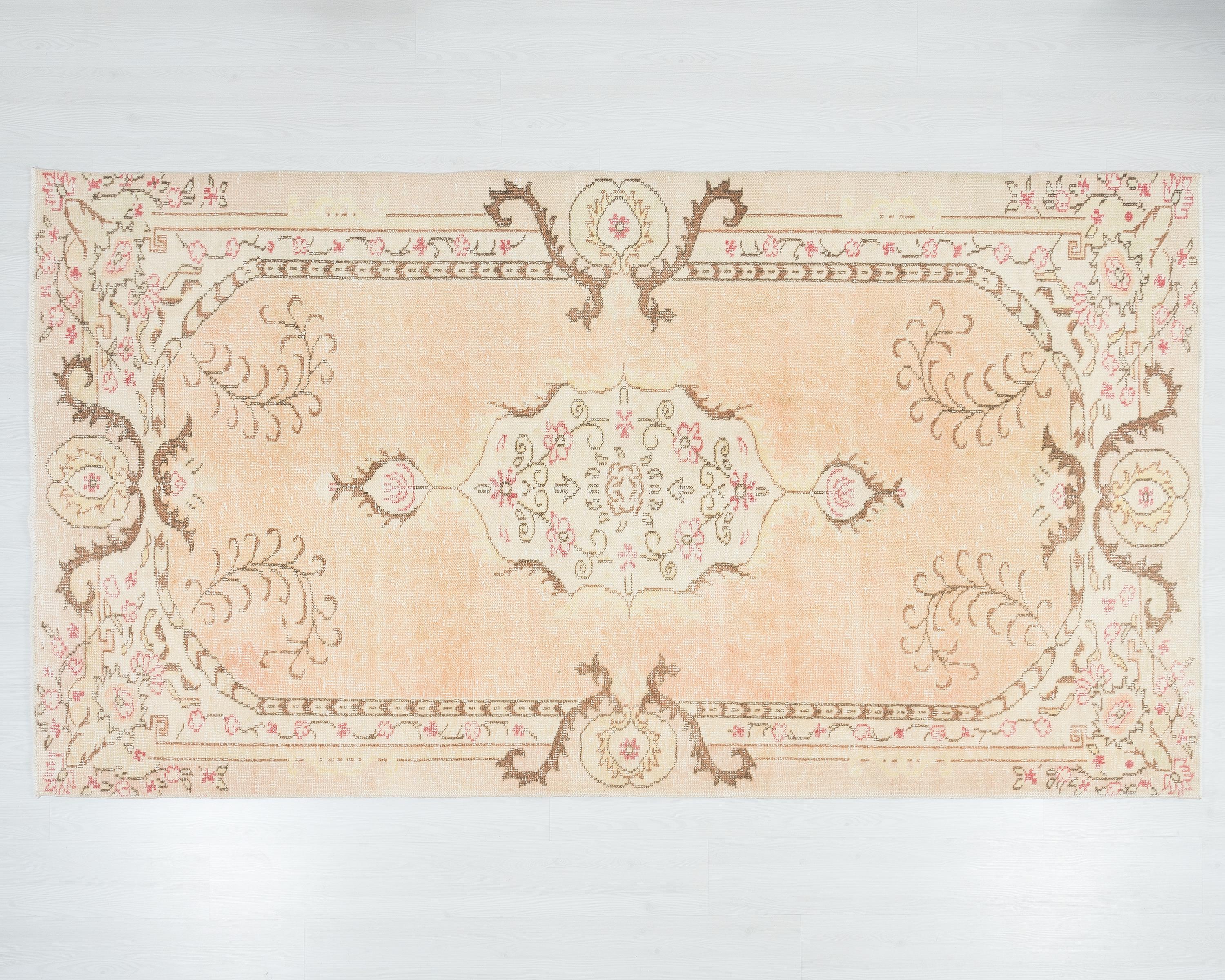 花柄ラグ・トルコラグ　ヴィンテージ　アナトリア 5x9 ヴィンテージ トルコ ウシャク ラグ：花柄アナトリア エリア ラグ