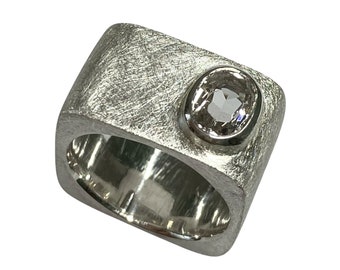 Square ring with faceted rock crystal, goldsmith's work