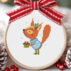 Padrão de ponto cruz de esquilo de Natal Ornamento Animais Fácil Pequeno Mini Cartão Iniciantes Crianças Decoração de Inverno Cena PDF Download instantâneo