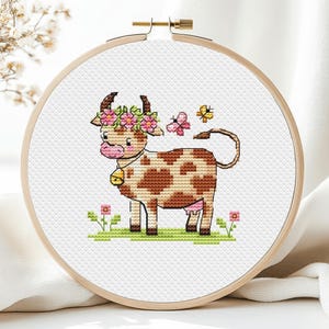 Kuh Kreuzstich Muster kleine Mini rote Karte Karte Sommer Cartoon Kinderzimmer Kinderzimmer Dekor Geschenk Kalb Ornament PDF Instant Download