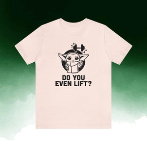 Star Wars Baby Yoda Lifting Unisex T-Shirt Soft Pink