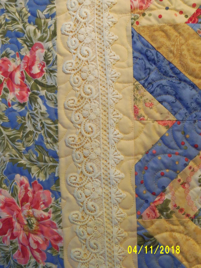 Floral French Country Cottage Romantic Vintage Style Handmade Throw Size Quilt