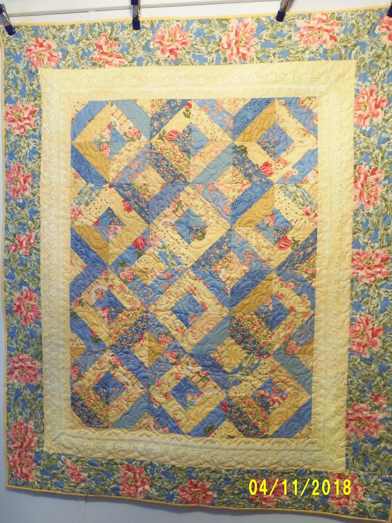 Floral French Country Cottage Romantic Vintage Style Handmade Throw Size Quilt