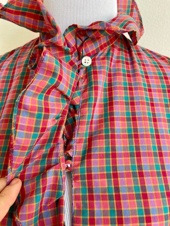 Ruffle Collar Plaid 80s blouse - image 10