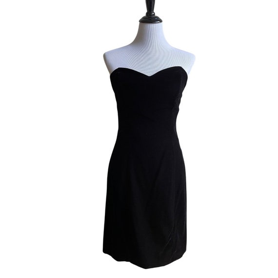Black Strapless Velvet Body Con Dress