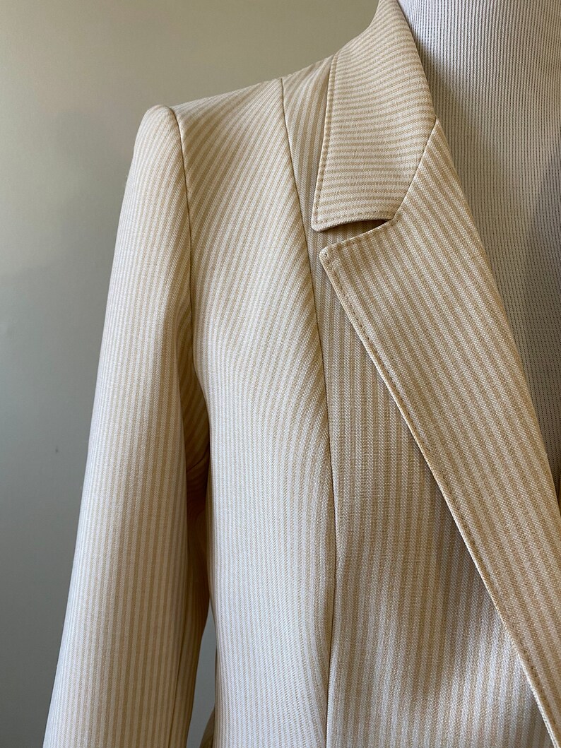 1970s/1980s Tan and White Stripe The Fashion Place Skirt Suit Set image 6