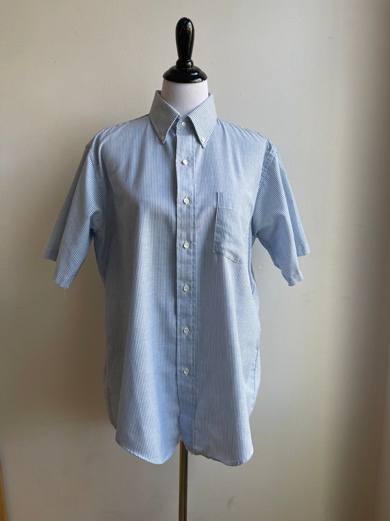 80s Vintage Men’s Striped Shortsleeved Button Dow… - image 2