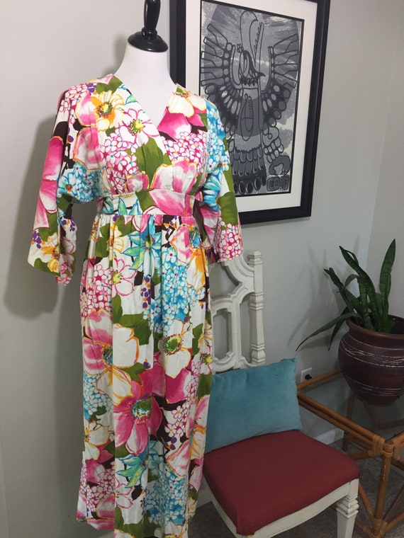1970s Vibrant Floral Barkcloth Maxi Dress//Kimono