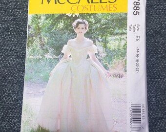 Dress Madame with lace-up back Costume McCalls Sewing Pattern M7885