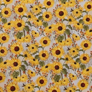 Sunflower Floral Fabric FQ, Whimsy Black Eyed Susans on Beige, Dancing Sun flowers , Fabric BTFQ, NEW Pre Cut Fat Quarter - FQ5355