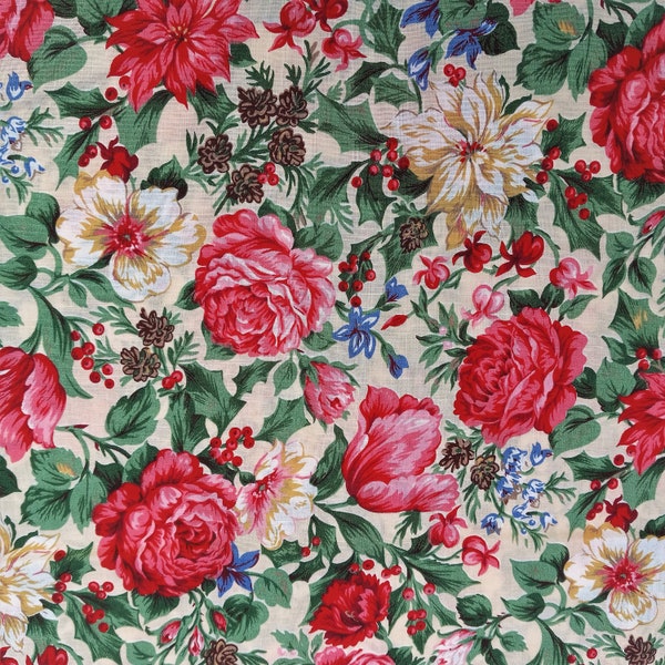 Vintage Christmas Floral Fabric, Floral with Holly and Berries on Beige, VIP Cranston, Vintage OOP Fabric BTHY - 1/2 Yard - VW4105