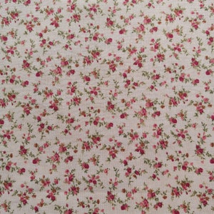 Floral Fabric, Small Print Floral on BEIGE, Calico Print, Roses Parfait, Robert Kaufman, NEW Fabric BTHY - 1/2 Yard - NF4493
