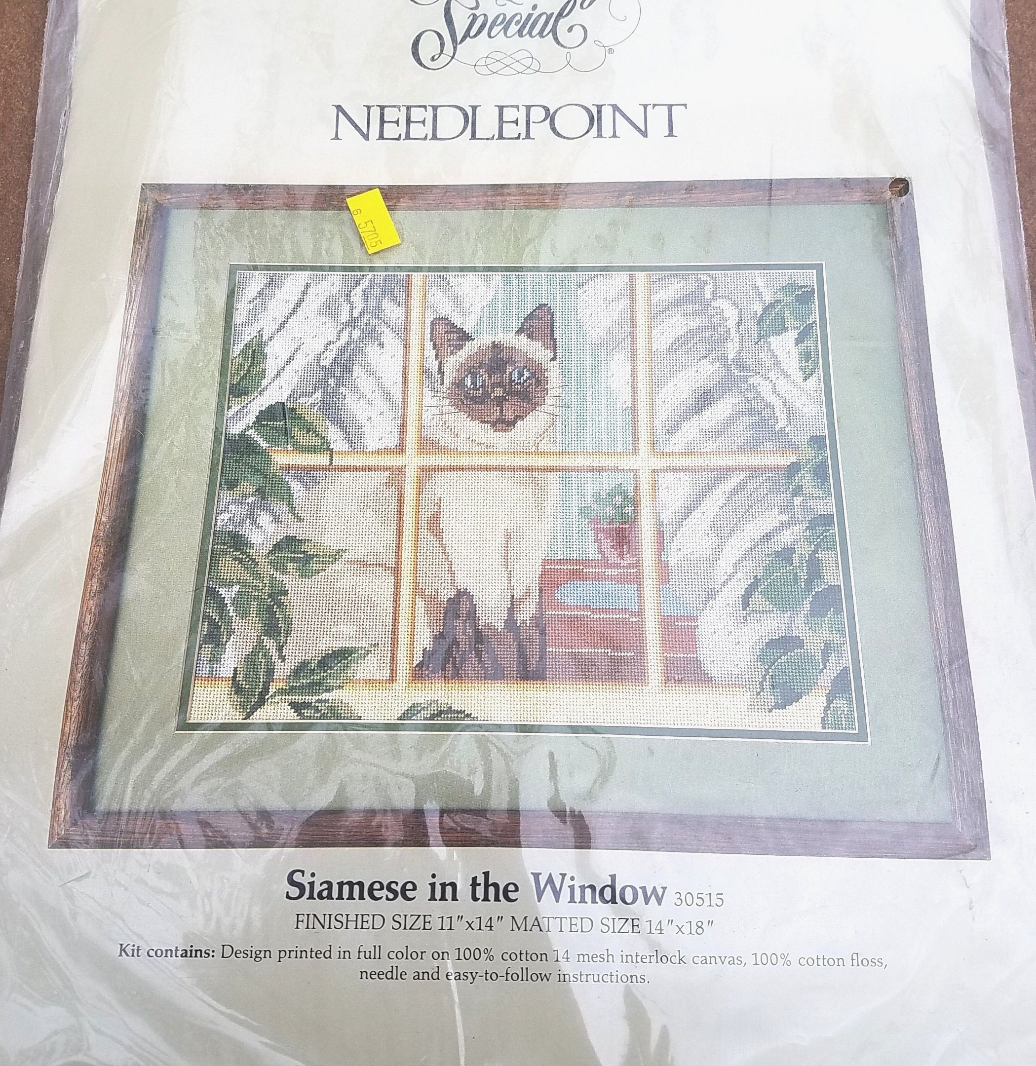 Lot of 6 Small Counted or Stamped Cross Stitch and Needlepoint Kits  Unopened Com