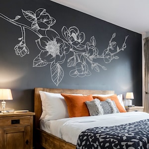 Papel pintado autoadhesivo de PVC botánico sin costuras con hermosas flores  silvestres sobre papel pintado negro para pared, póster de pared