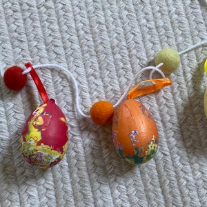 Victorian Paper Easter Egg Garland