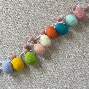 Spring Easter egg garland