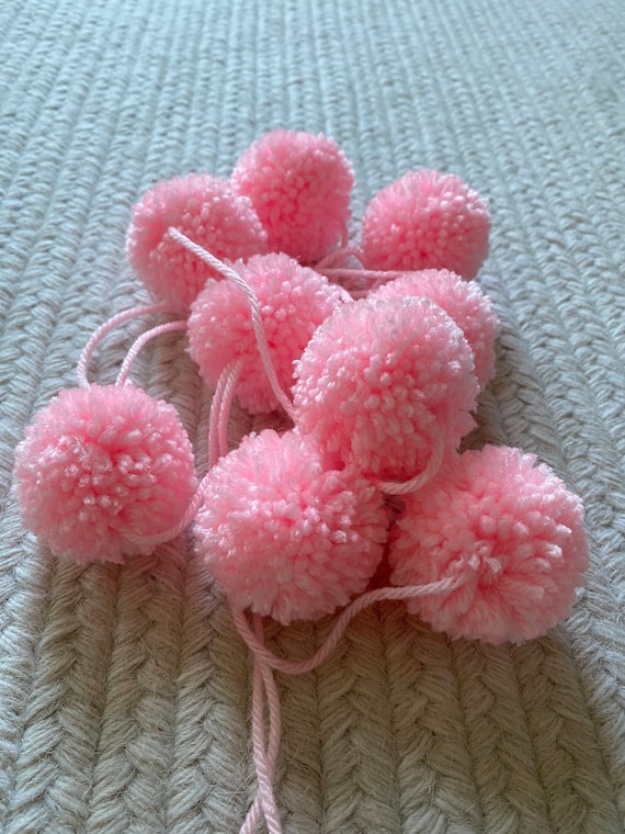 Light pink pom pom garland