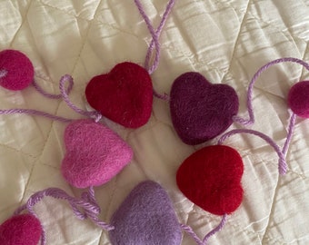 Adorable felted yarn heart garland.