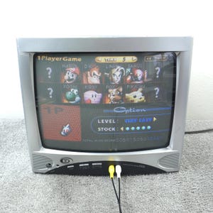 Durabrand CRT TV Retro Gaming Television 13” Vintage 2005 AV Inputs No Remote