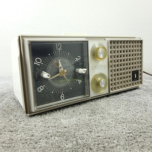 Zenith L519 Tube Radio Clock Telechron AM Vintage 1950&#39;s MCM White Works