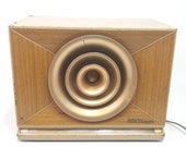 Tube Radio RCA Victor 9-X-572 Golden Throat Tabletop Bullhorn AM Vintage Works