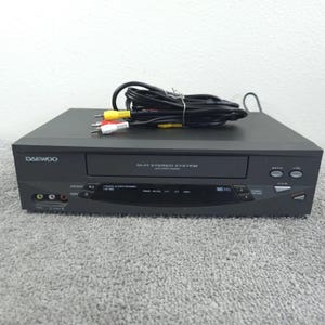 Daewoo DV-T8DN VCR Hi-Fi Stereo Vintage VHS Tape Player Recorder Tested Works