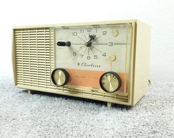 Wards Airline GEN-1817A Tube Radio Clock AM Vintage 1950&#39;s Beige Not Working
