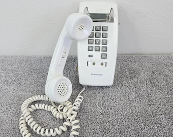 Radioshack Phone 43-3240 Corded Desk Wall Telephone Pushbutton Vintage UNTESTED