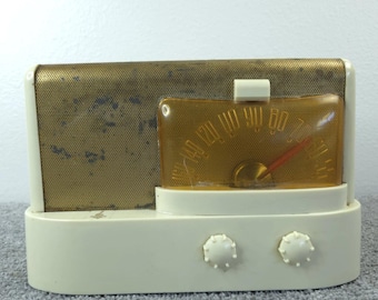 Emerson Tube Radio Moderne 511 Vintage White Plaskon Cabinet AM Not Working