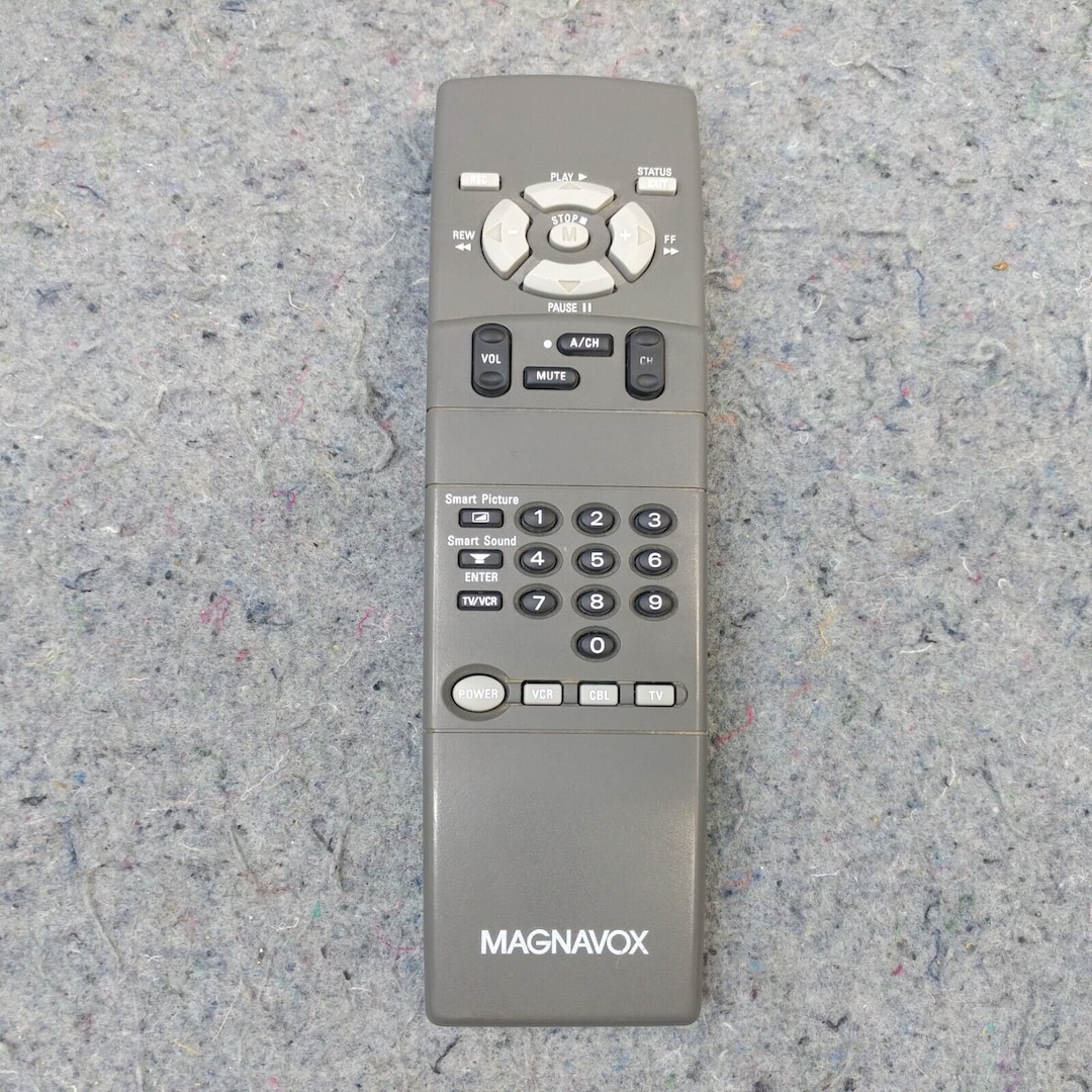 MTV's Remote Control【中古美品・NES北米版】 Magnavox 00M145DA-BA02 TV Remote Control for TS2572, TS2773