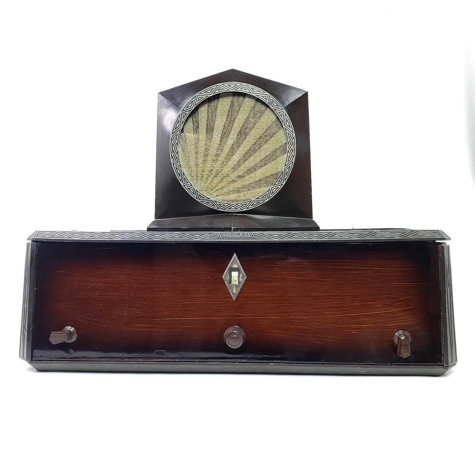 Restored Antique Radios for sale Only 3 left at 65