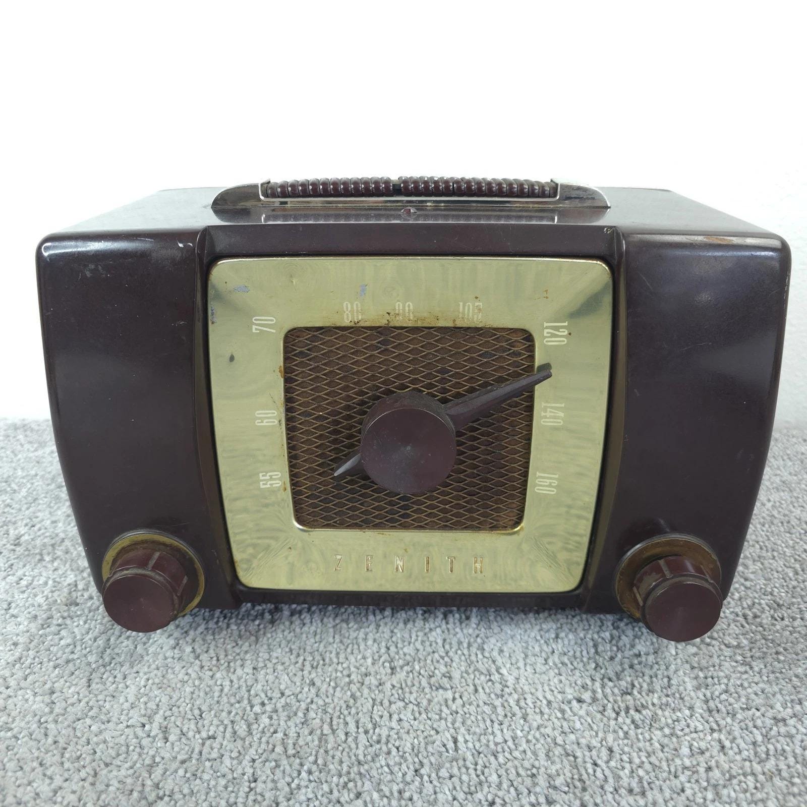 アンティーク小物 ZENITH レトロラジオ インテリアとして