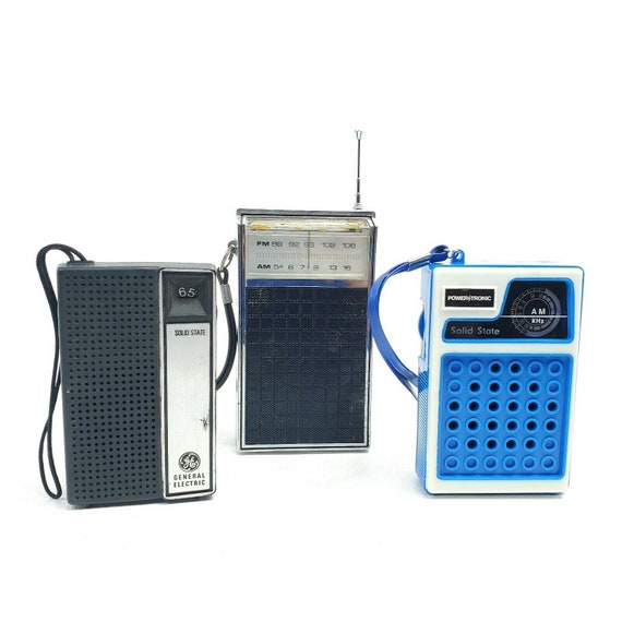 Vintage Norelco Shortwave Radio Portable Broadcast VHF Push Button Not