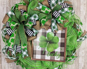 St. Patrick's Day wreath for Front Door, Green Spring Wreath, Shamrock wreath,