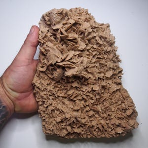 Decorazione esemplare di rosa del deserto marocchina in pietra di cristallo naturale da 2 kg