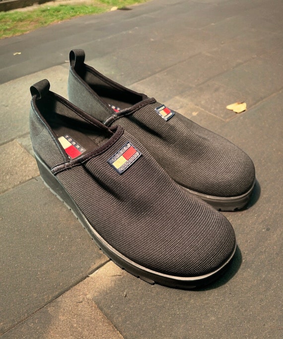 Tommy Hilfiger black slip on shoes Y2K style with 