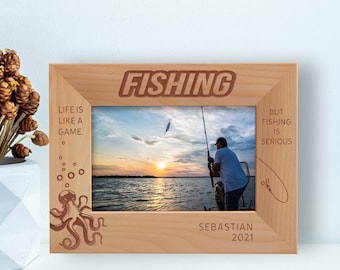 Custom Fishing Picture Frame, Personalized Picture Frame, Engraved Fisherman Photo Frame, Wooden Picture Frame, Gift Ideas for Hunters