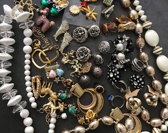 black and gold bracelet