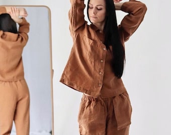 Linnepyjamas ENGEL. Linnepyjamaset. Linneskjorta och linnebyxor.