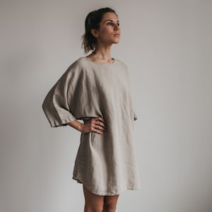 Robe en lin VANESSA PLUS.  Robe courte en lin. Robe tunique en lin
